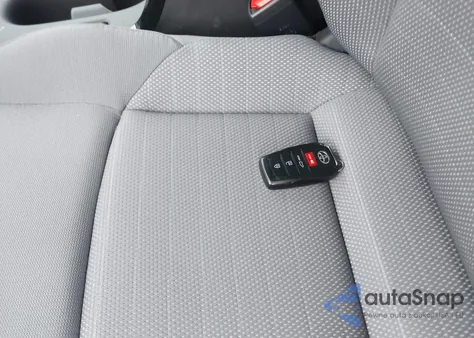 2025 Toyota Corolla Fx z USA, uszkodzony, nr VIN 5YFB4MCE0SP222736